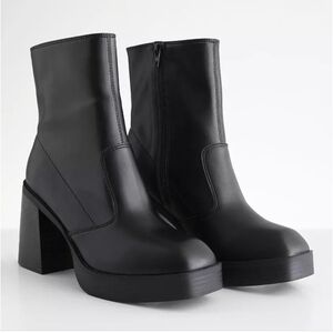MIA Odie Platform Ankle Boot